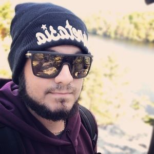 Meet your Posher, Jeremy